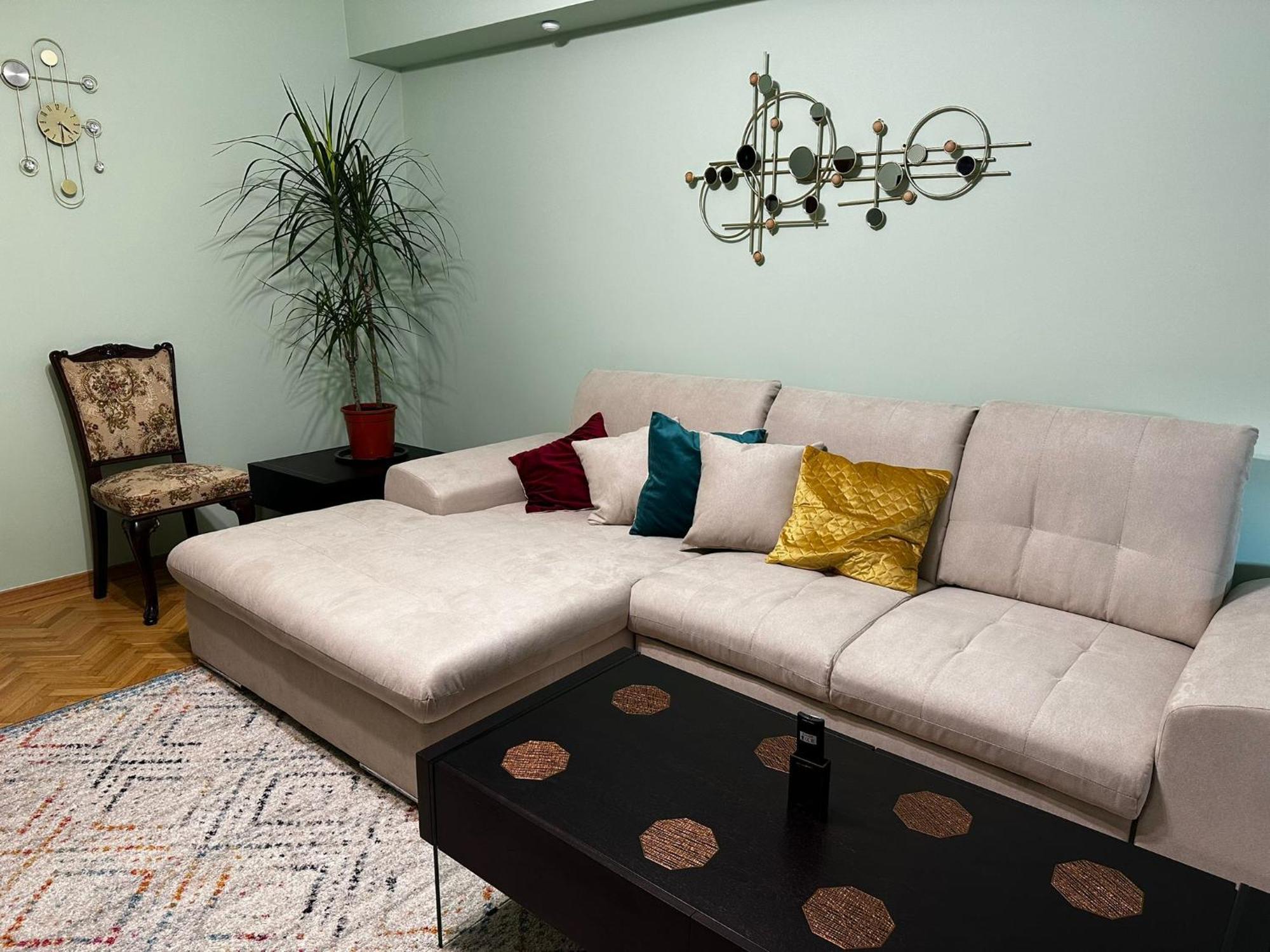 Sofiart Apartment Бухарест Экстерьер фото