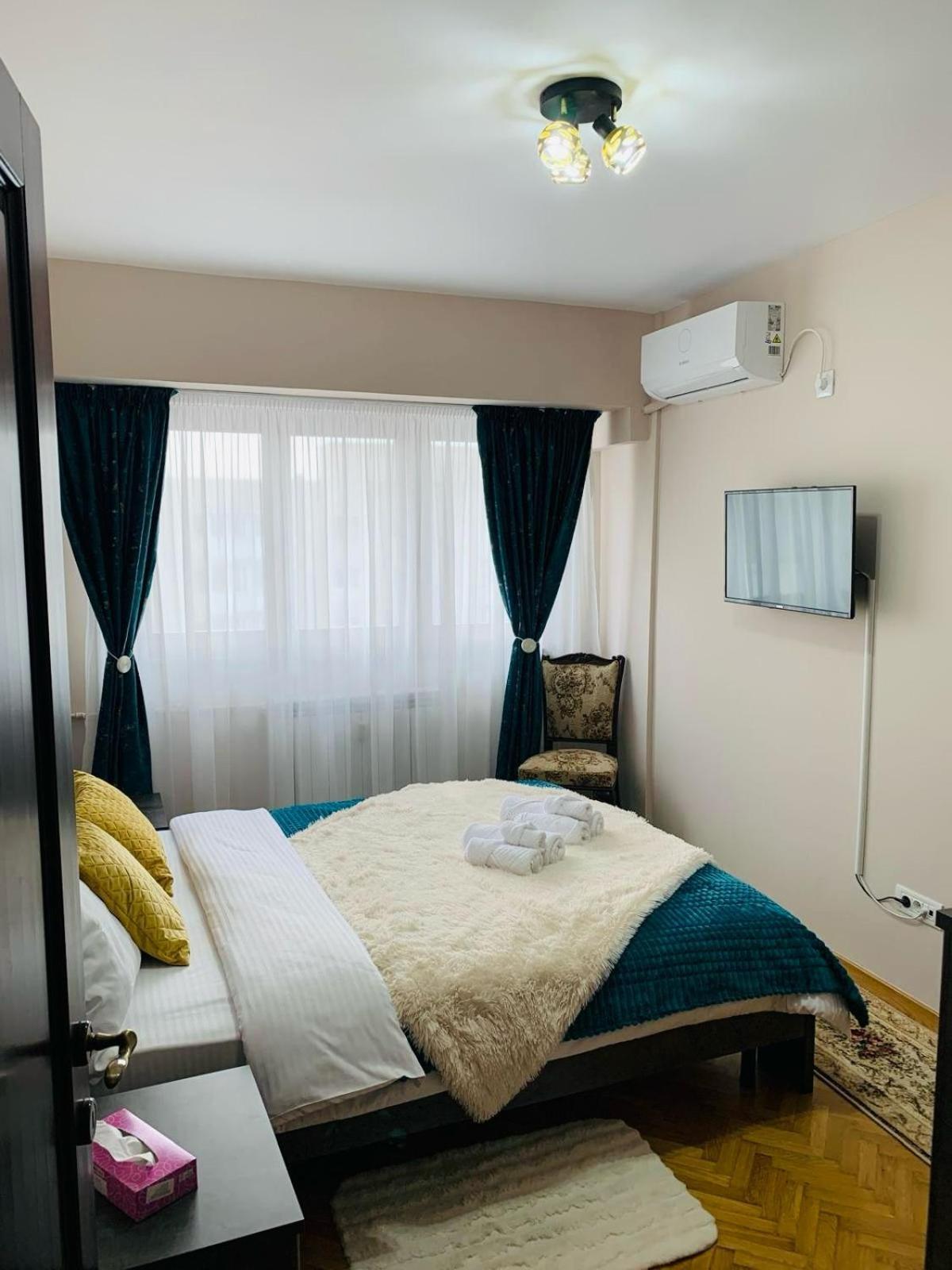 Sofiart Apartment Бухарест Экстерьер фото