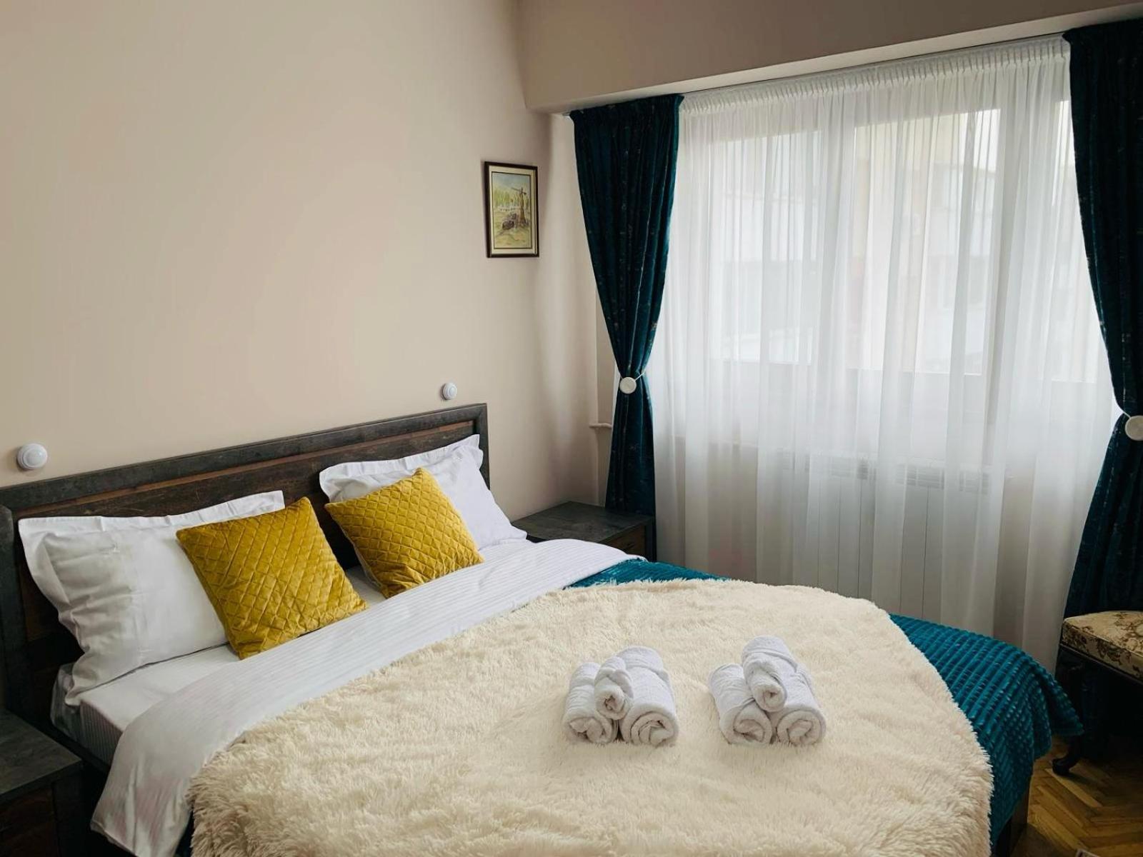 Sofiart Apartment Бухарест Экстерьер фото