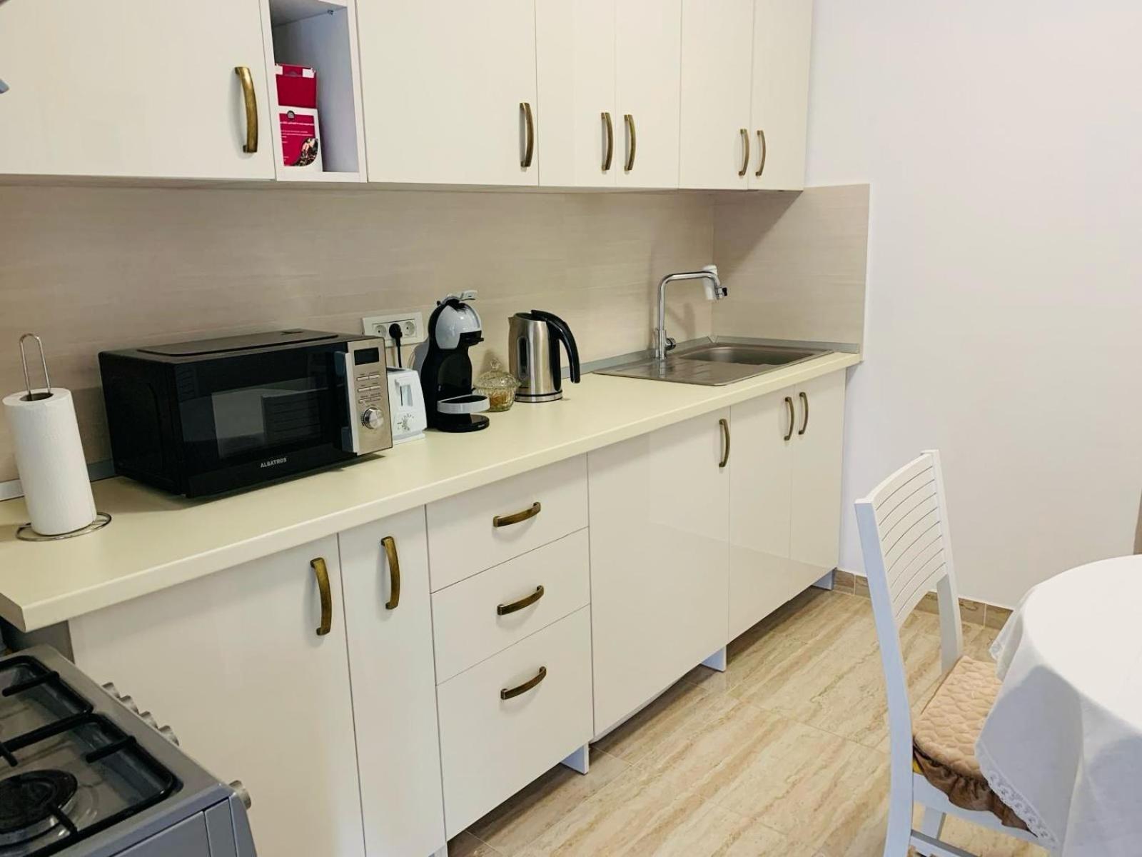Sofiart Apartment Бухарест Экстерьер фото